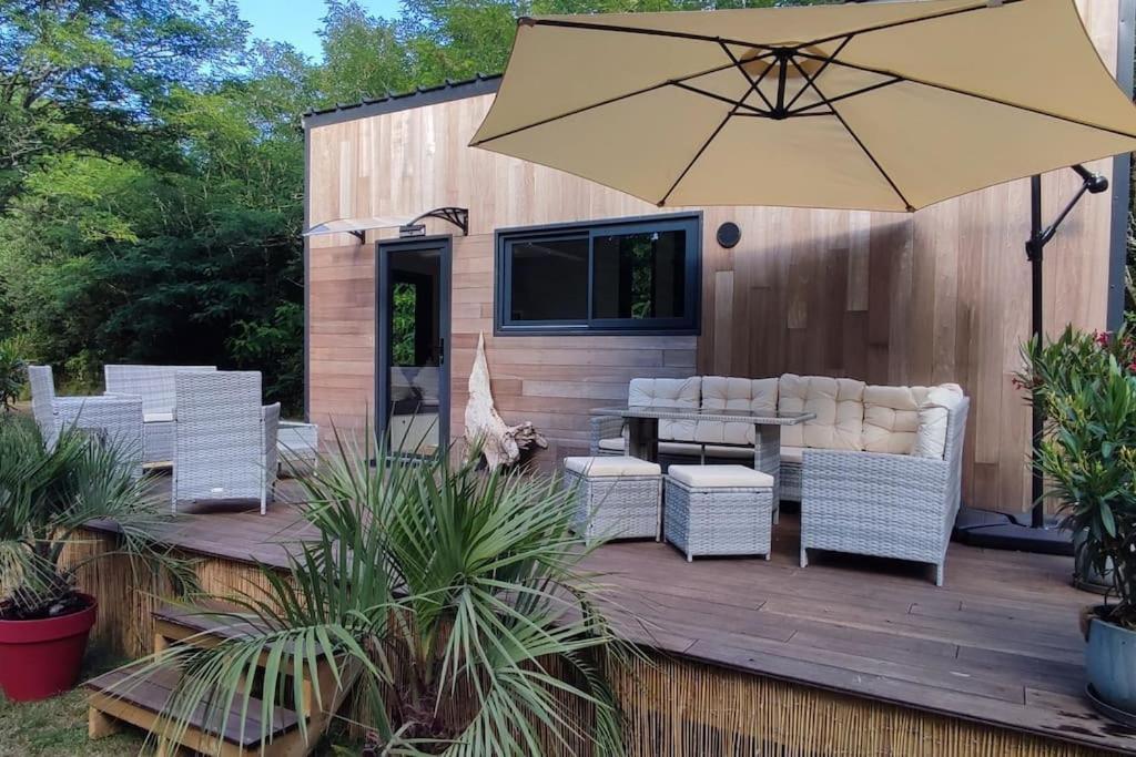 Tiny House Chez Caroline Villa Gaillan-en-Medoc Exterior photo